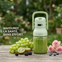 Hachoir blender portable mini électrique pour jus et smoothies — vue de dessus