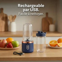 Hachoir électrique portable 400 ml avec 2 gobelets sur batterie en action - Préparation culinaire rapide