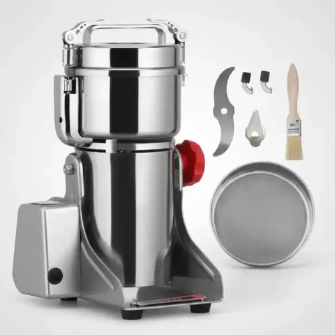 Hachoir électrique inox 300 à 2500 g 1400–3600 W pour ingrédients secs en situation d'utilisation