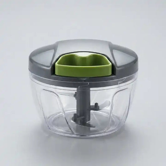 Hachoir manuel à ficelle 600/1000 ml pour légumes et ail en action - Préparation culinaire rapide