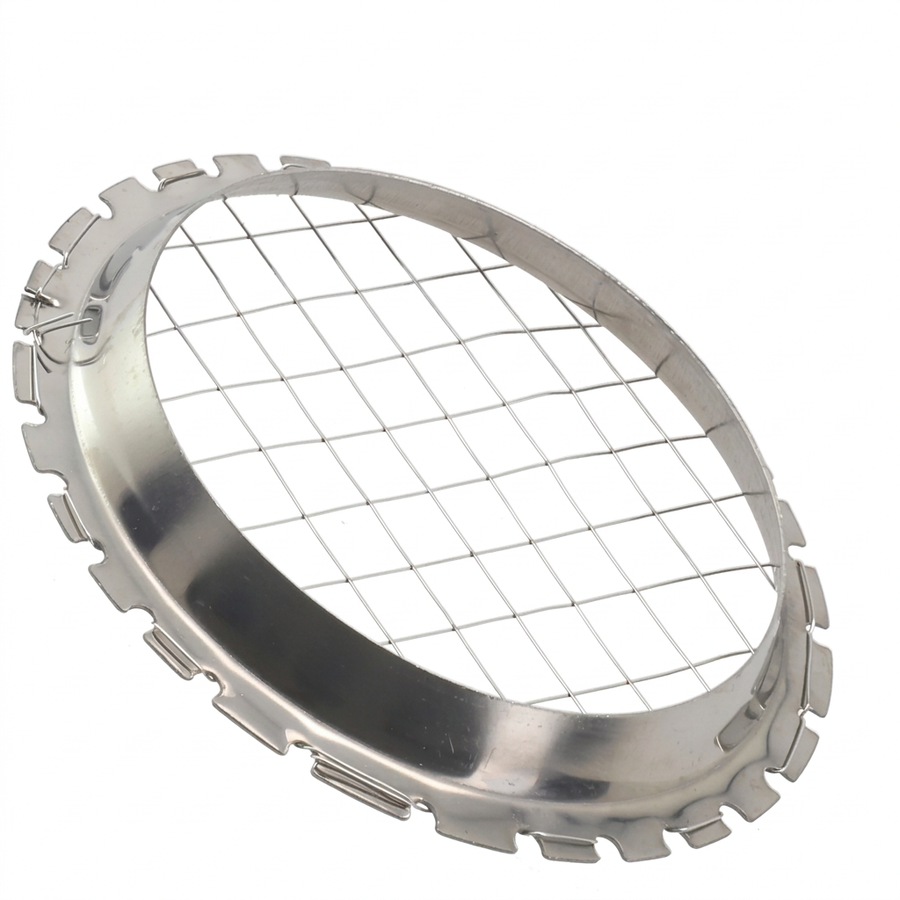 Grille ronde inox coupe-dés pour œufs et champignons, vue produit sur fond blanc