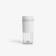 Mini hachoir électrique portable MIJIA 300 ml en situation d'utilisation